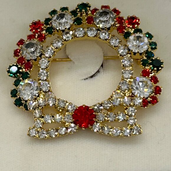 Vintage Lord & Taylor Christmas Wreath Brooch Gold-Tone Rhinestones Red Green Cl - Picture 5 of 16